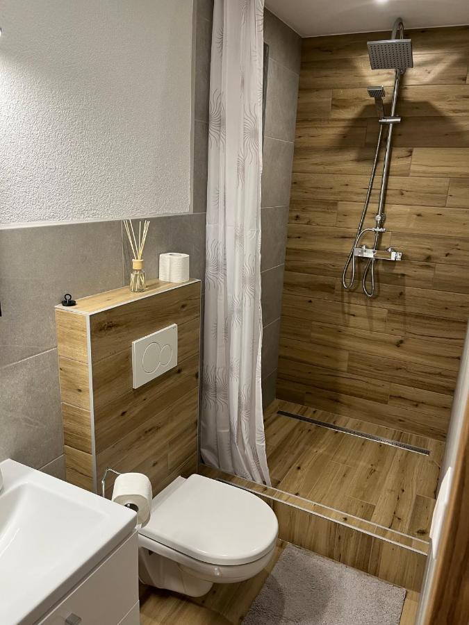 A&A Apartmany Lipótszentmiklós Kültér fotó
